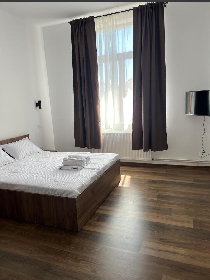 The Dot Hotel Medias Ngoại thất bức ảnh